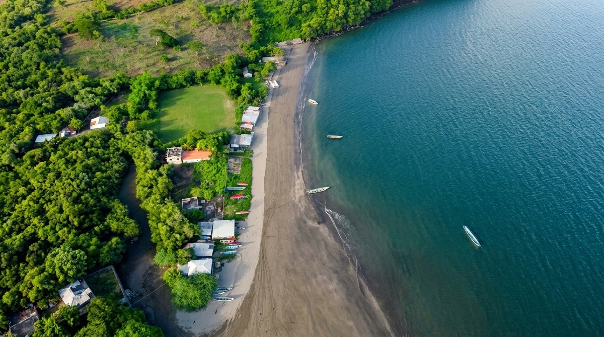 La Playona, Isla Zacatillo