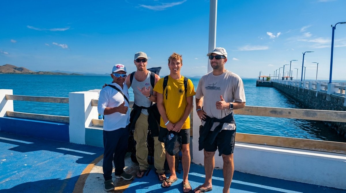 Turistas a bordo con Golfo Travel